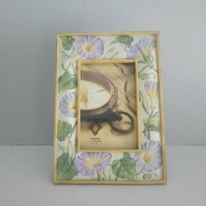 Vintage Fusion By Concepts Floral Engraved Frame